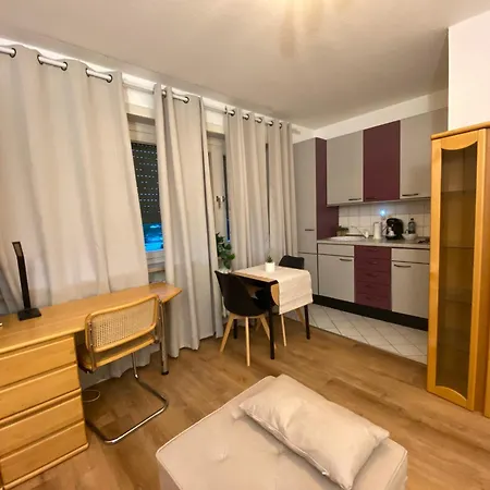 아파트 Studio-apartment *